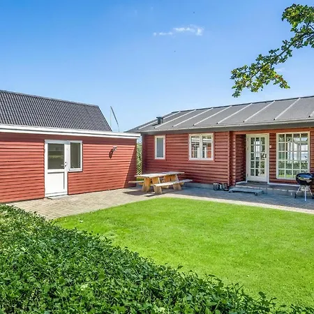 Cozy In Bjert With Wifi * Binderup Strand